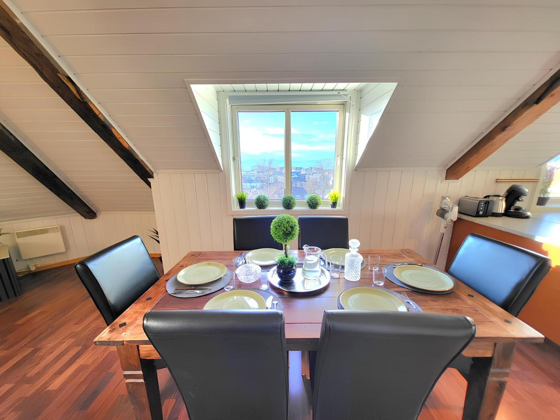 Sunset Penthouse, Fjord View & Parking Appartement Trondheim Buitenkant foto